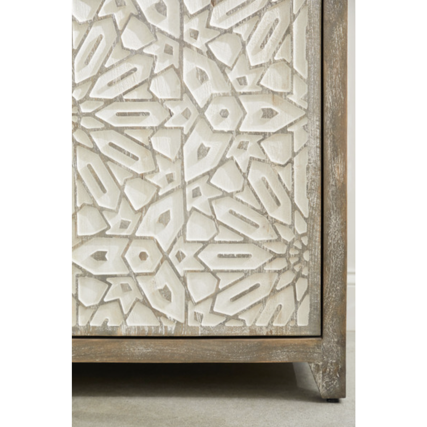 38x20x35 Moroc Carved Geometric 2 Door Media Cabinet