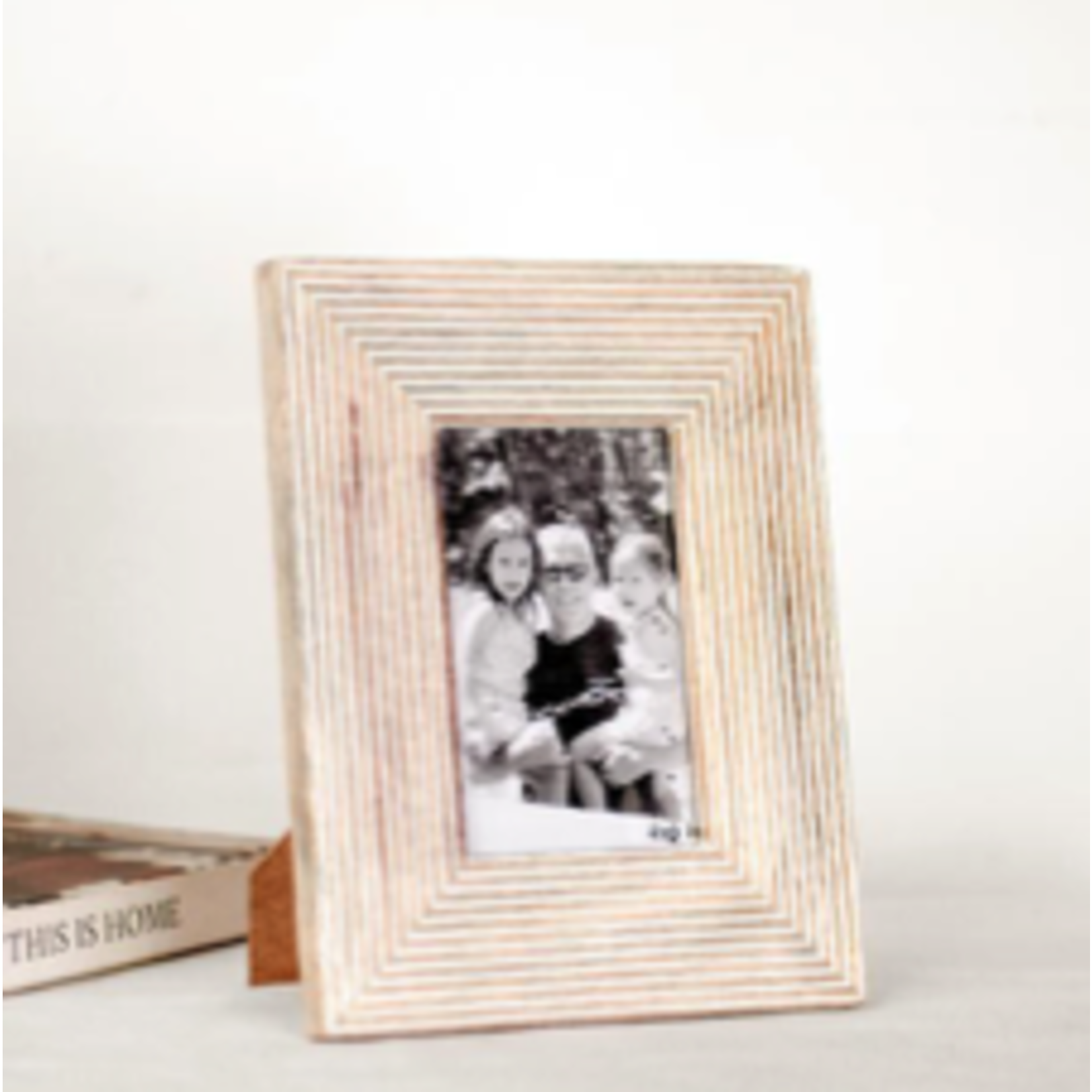 Outside The Box 6x4 Lines Solid Mango Wood Photo Frame