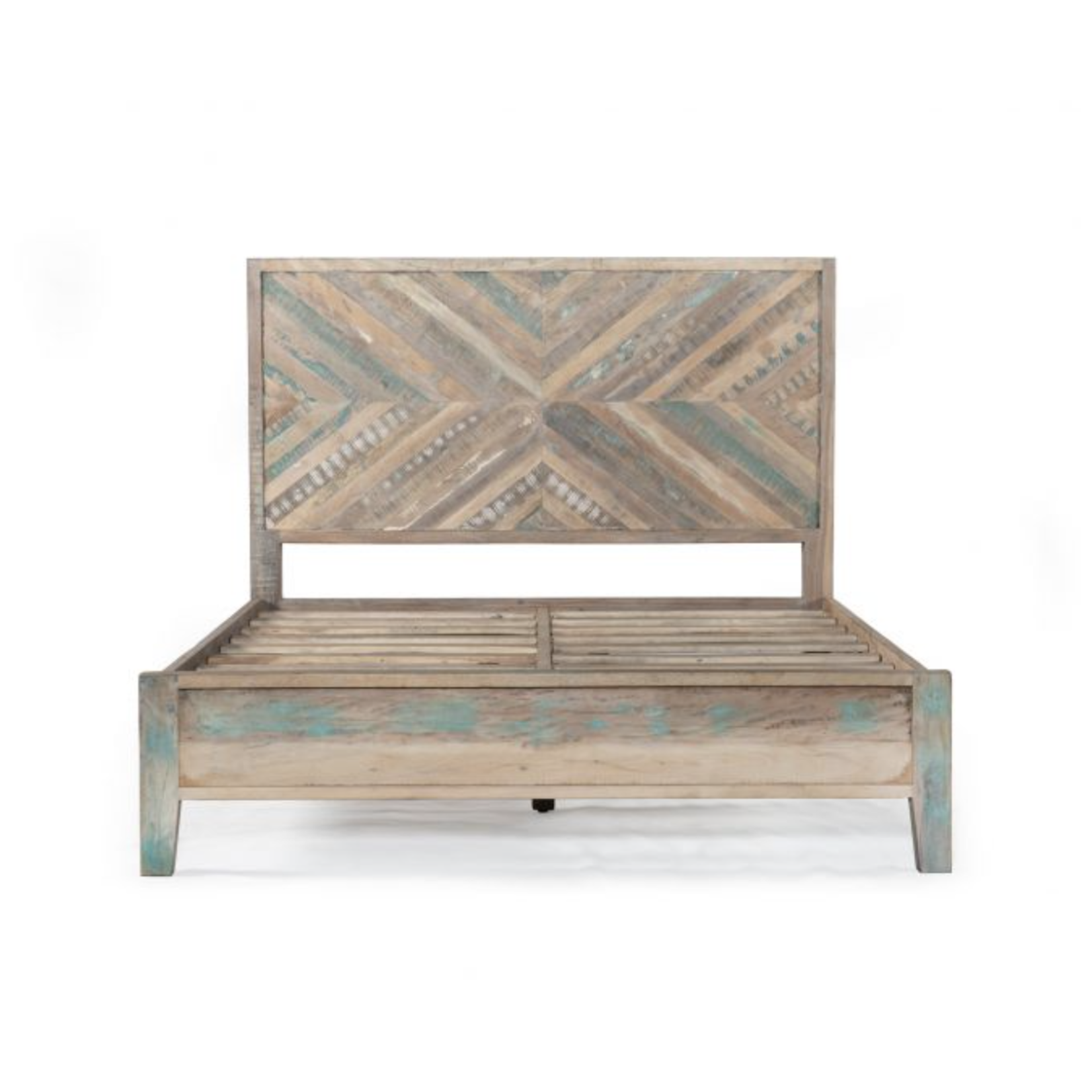 Outside The Box 54x86x52 Marseilles Coastal Mist Reclaimed Wood Queen Bed