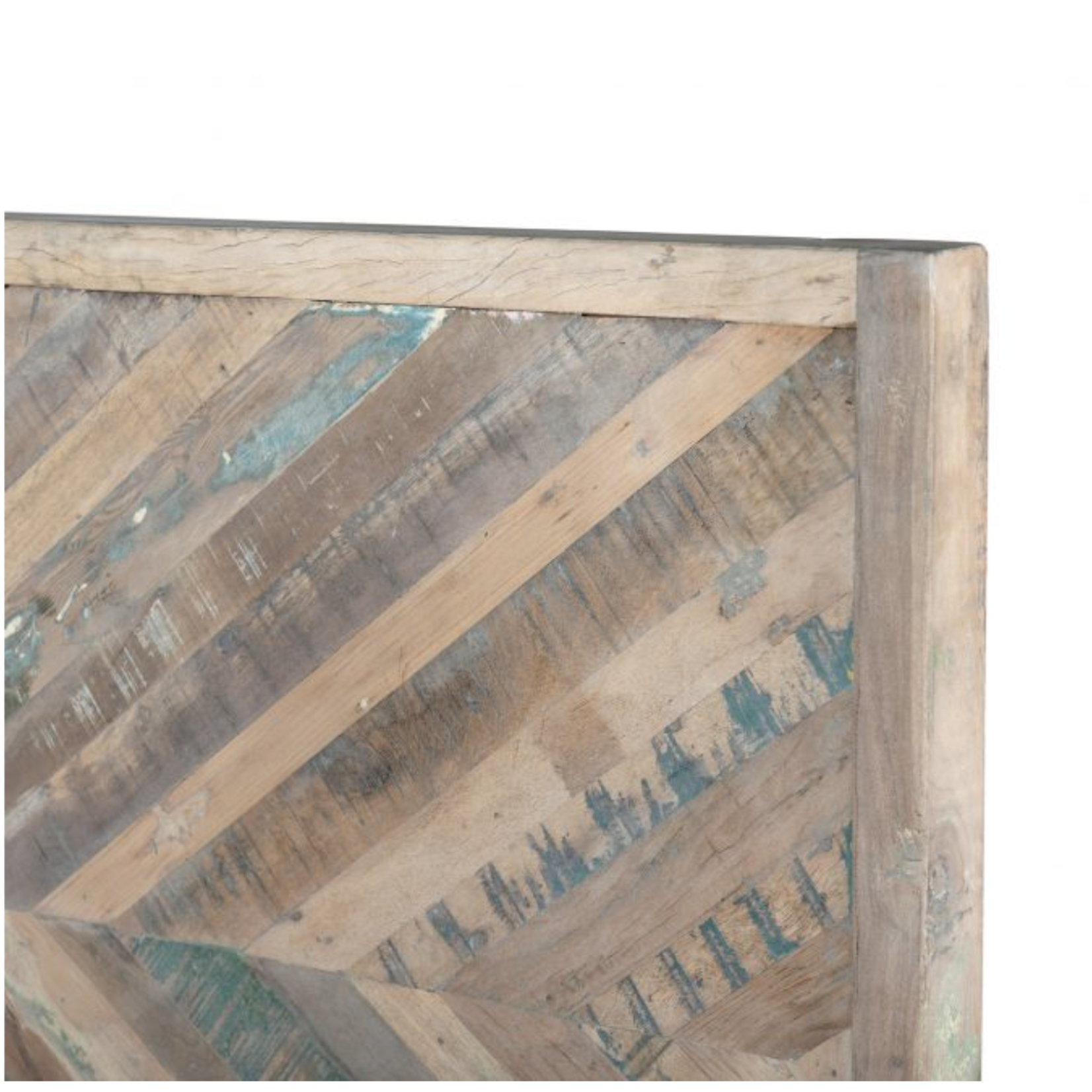 Outside The Box 54x86x52 Marseilles Coastal Mist Reclaimed Wood Queen Bed