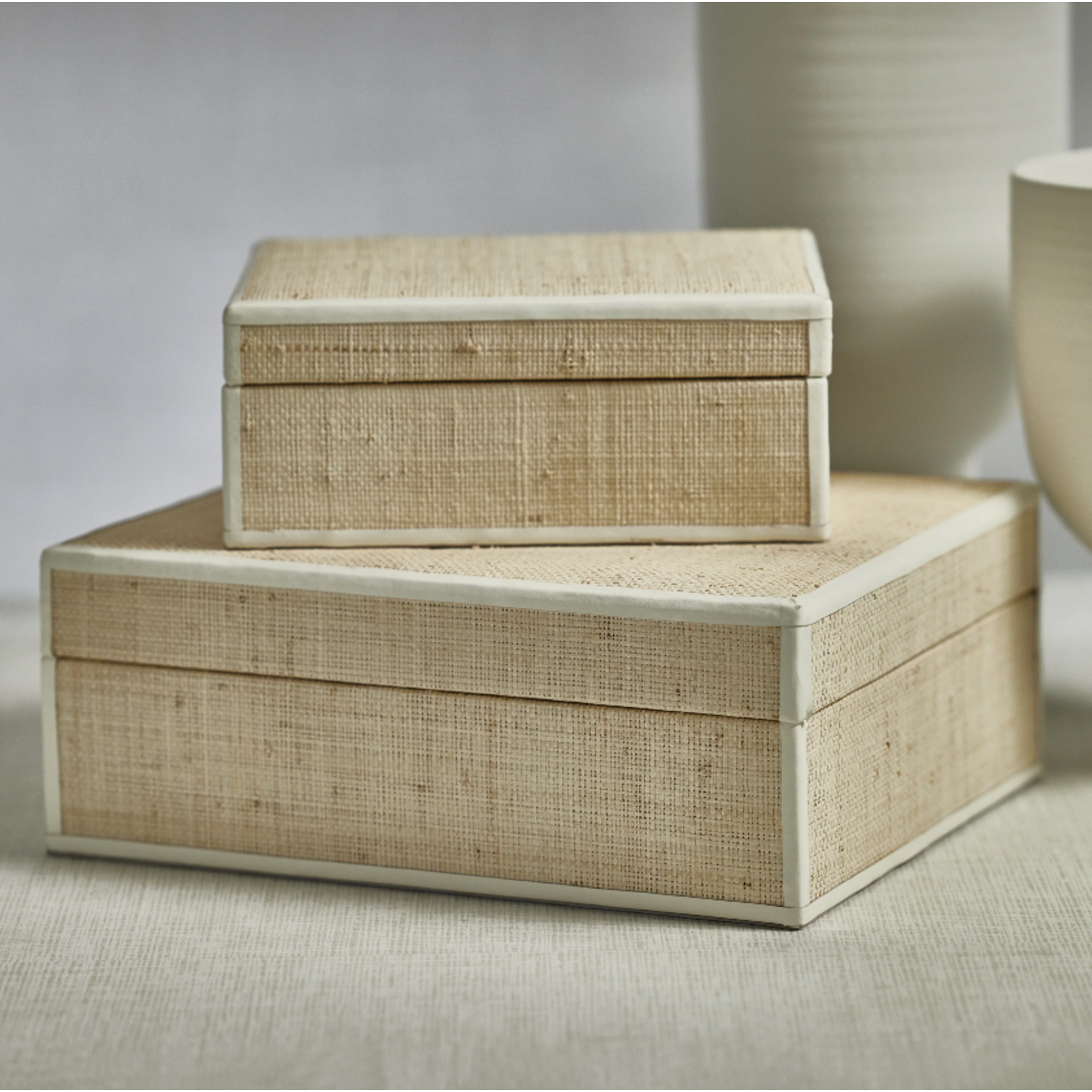 Outside The Box 9x7 Atelier Natural Raffia With White Leather Trim Box