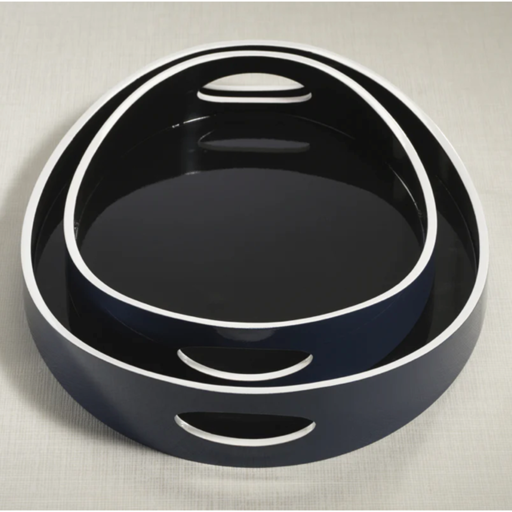 Outside The Box 20" Noir Marine Lacquered Oval Serving Tray
