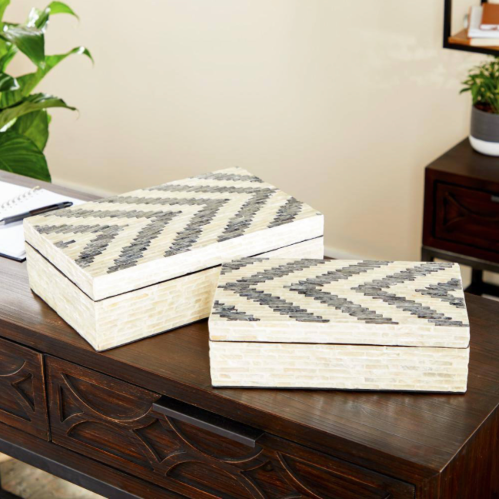 Outside The Box 14" & 12" Set Of 2 Cream & Black Mother Of Pearl Shell Decorative Boxes