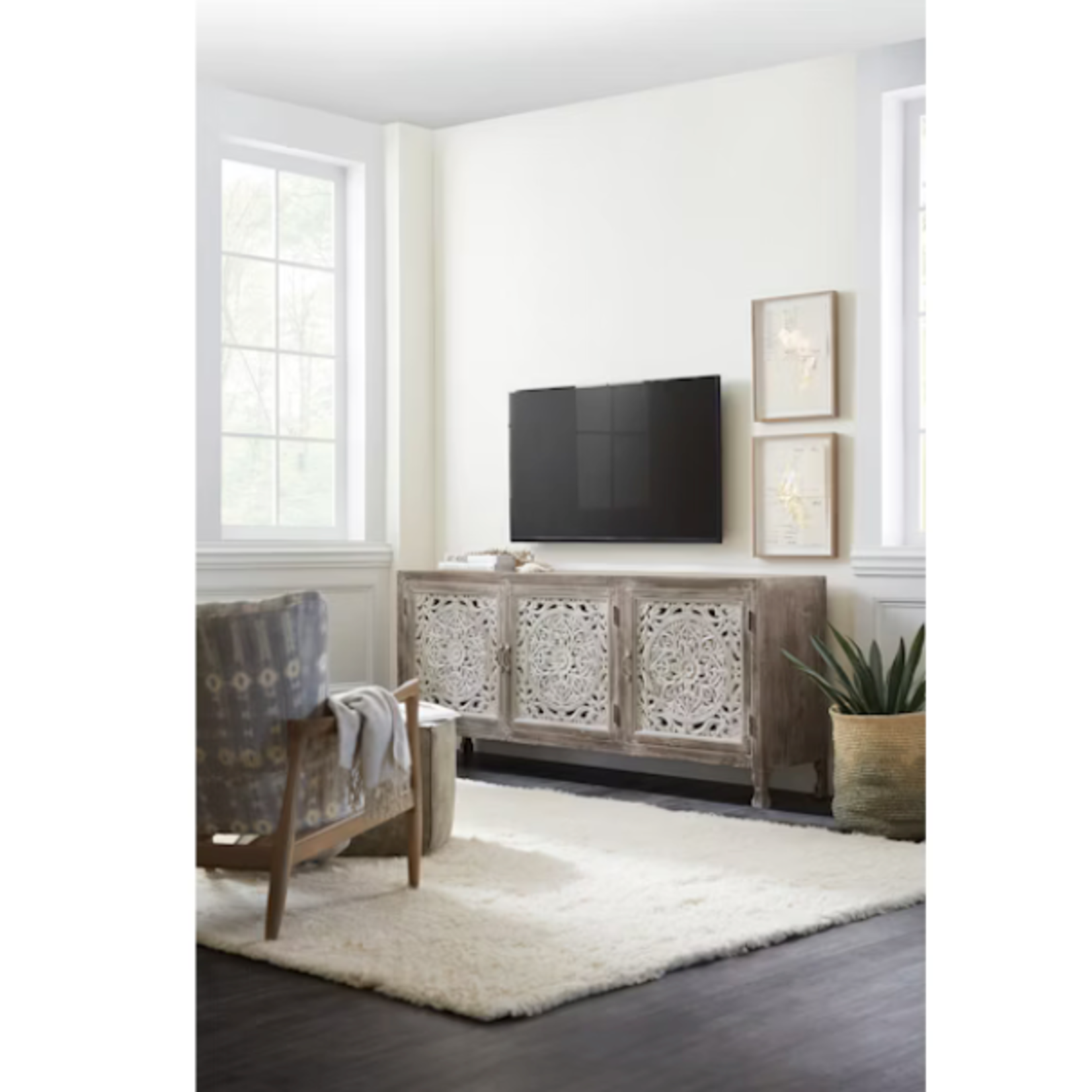 Outside The Box 80x18x35 Hooker Furniture Hand Carved Mango Wood 3 Door Console