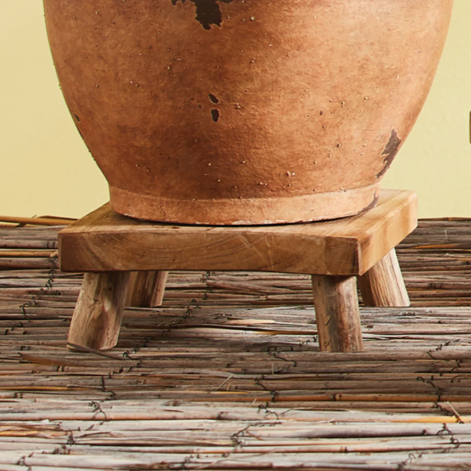 Outside The Box 8" Higgins Natural Teak Wood Stand