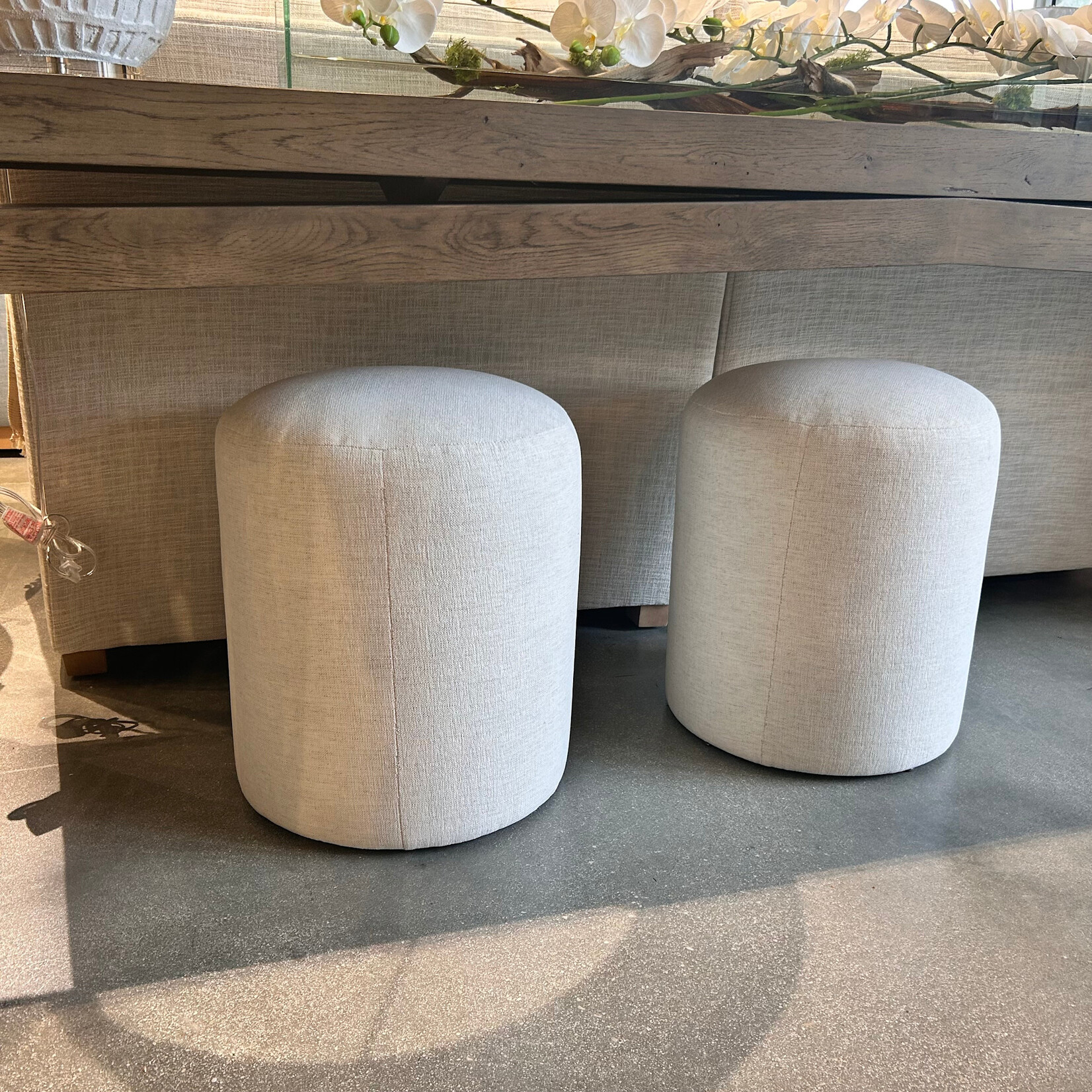 Outside The Box 17x19 Cleo Nomad Snow Crypton Performance Round Ottoman 102CR-19 (Z)