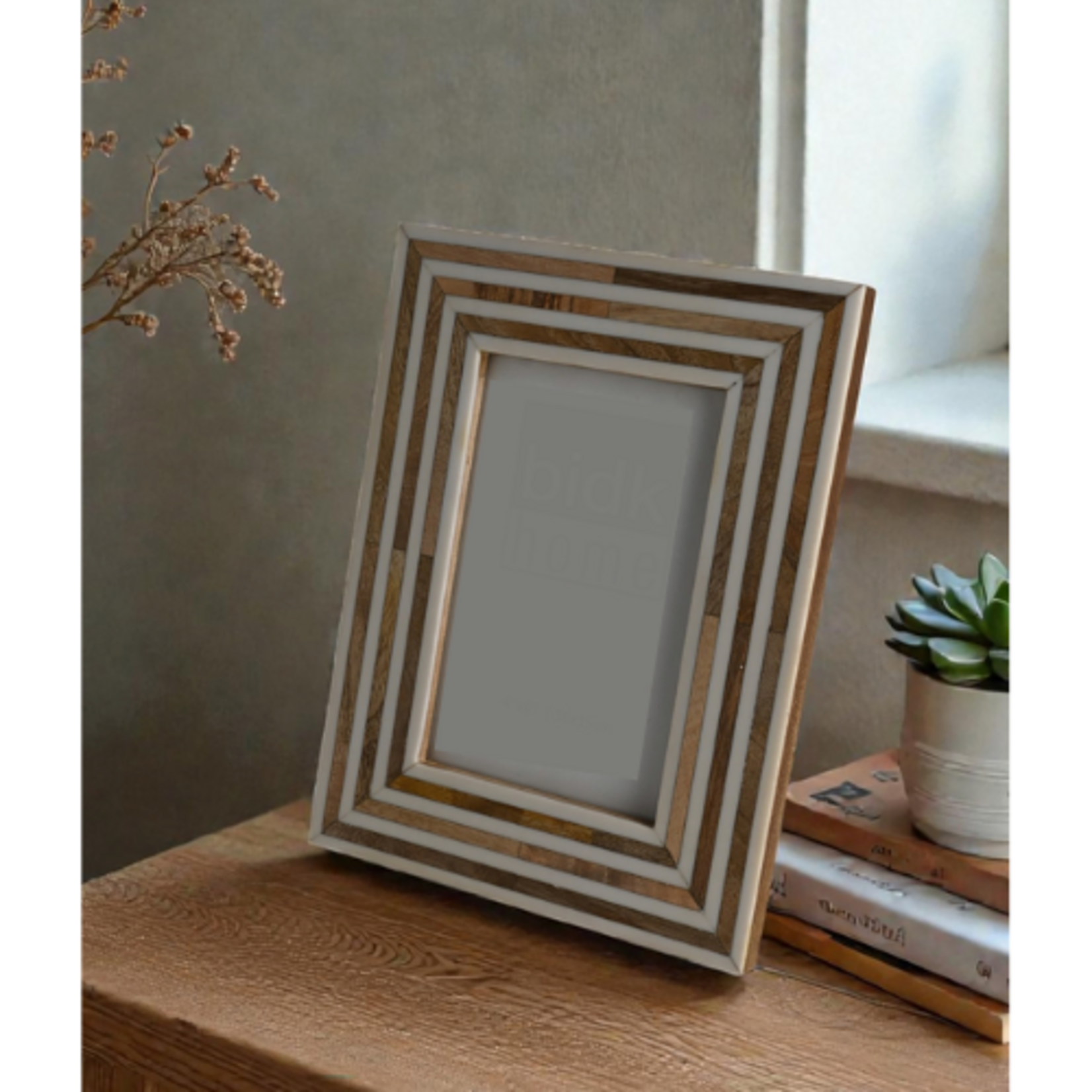 Outside The Box 4x6 White & Brown Resin Tiled Photo Frame