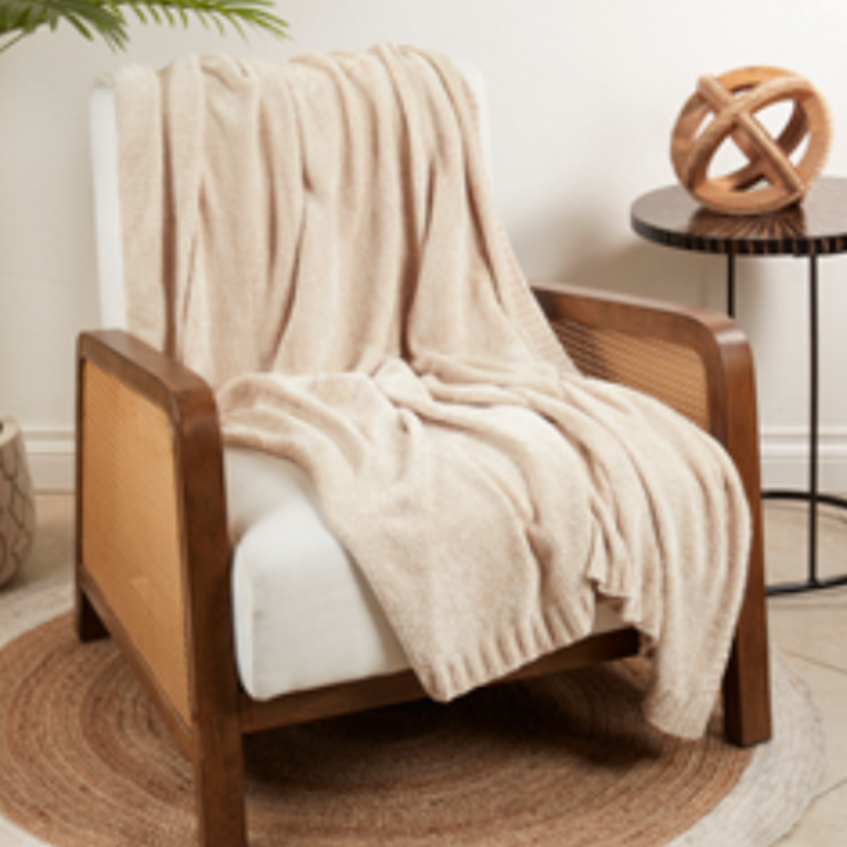 Outside The Box 50x60 Oatmeal Knitted Chenille 100% Poly Throw Blanket