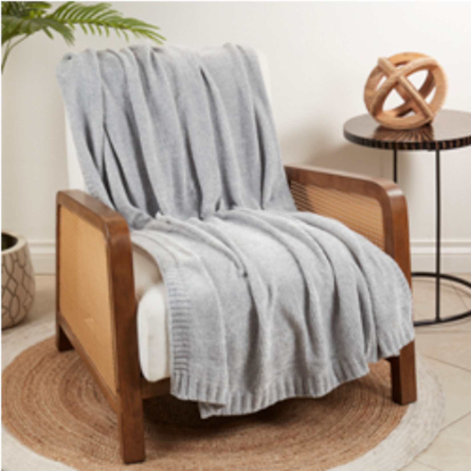 Outside The Box 50x60 Gray Knitted Chenille 100% Poly Throw Blanket