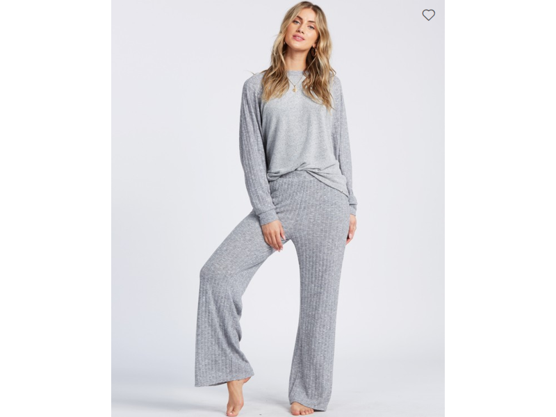 jeans with loose ends