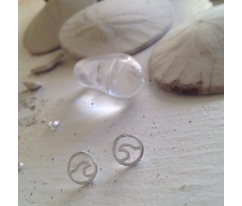 PIKA & BEAR TOFINO BREAKING WAVE EARRING +