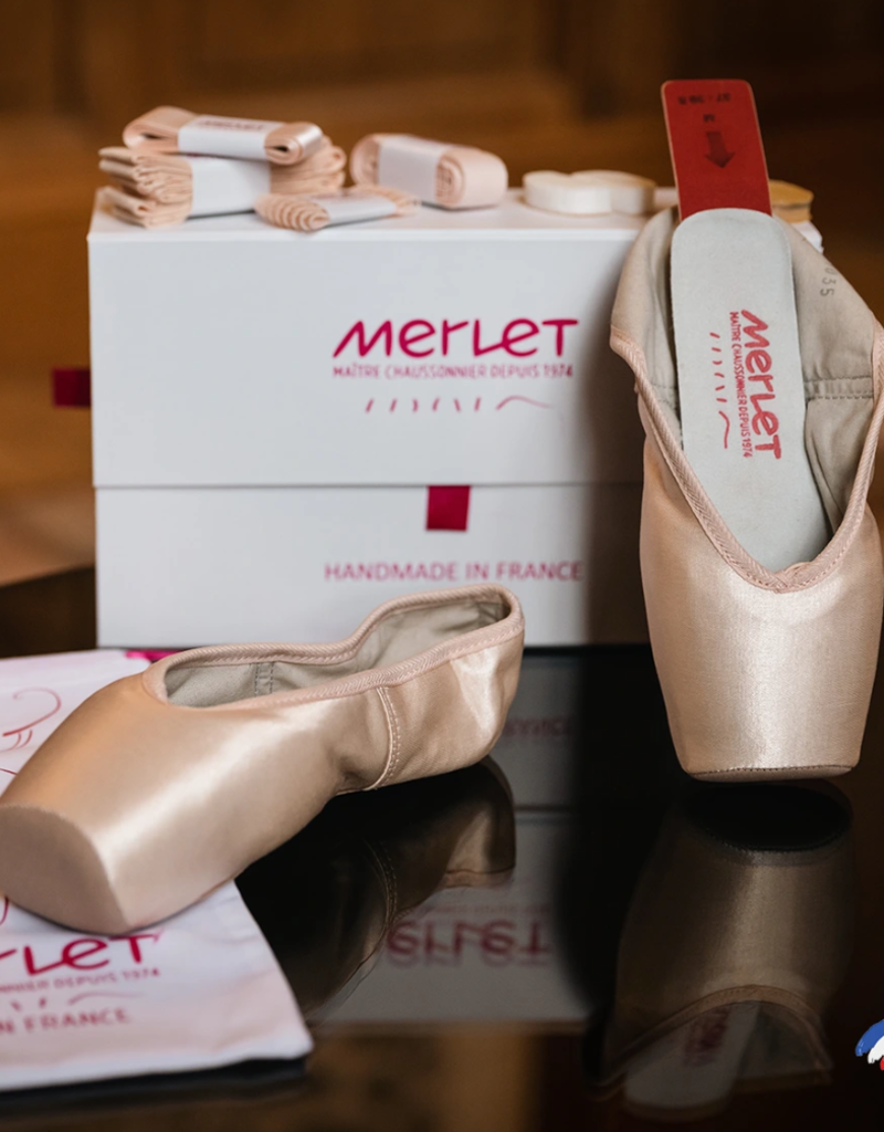Merlet CLISA Merlet Lisa Pointe Shoe with Box and Accessories