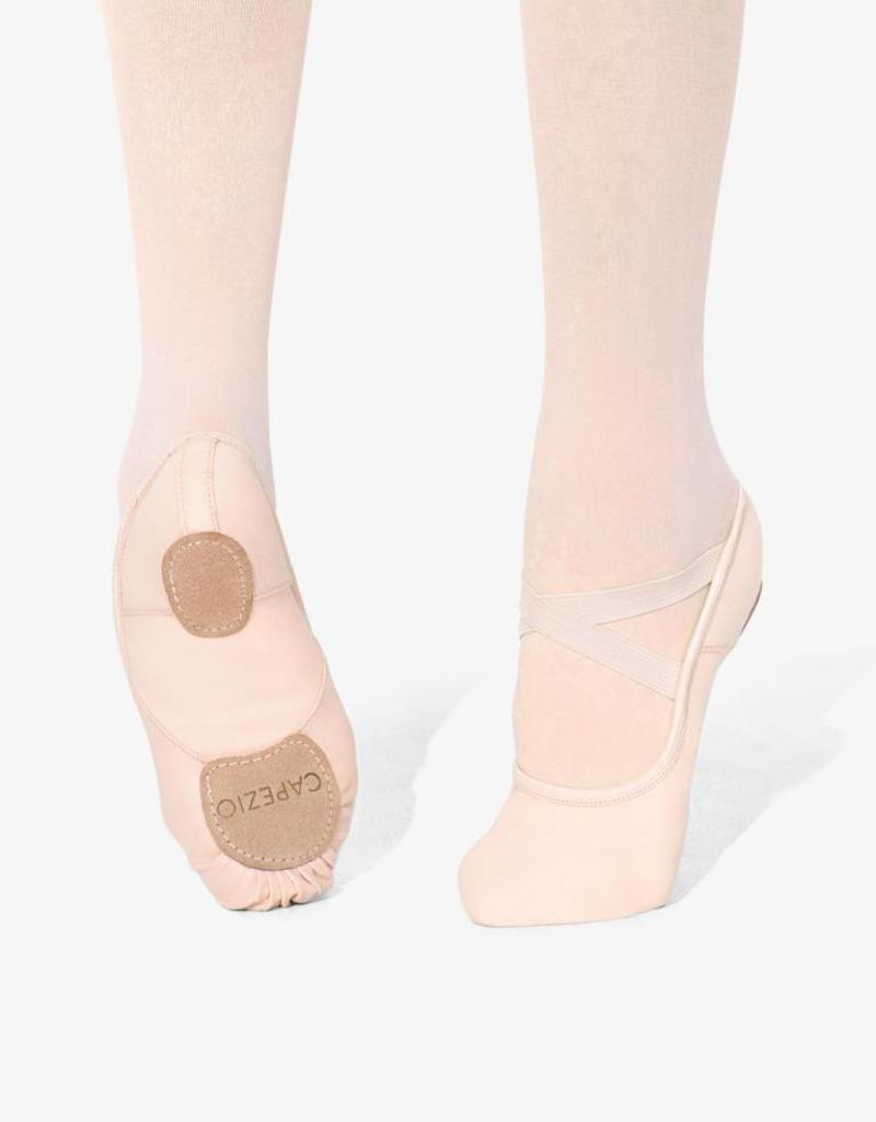 Capezio Hanami 2037W Canvas