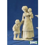 Reaper Miniatures Townsfolk: Mom &amp; Kids