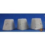 Reaper Miniatures Dragon's Teeth (3)