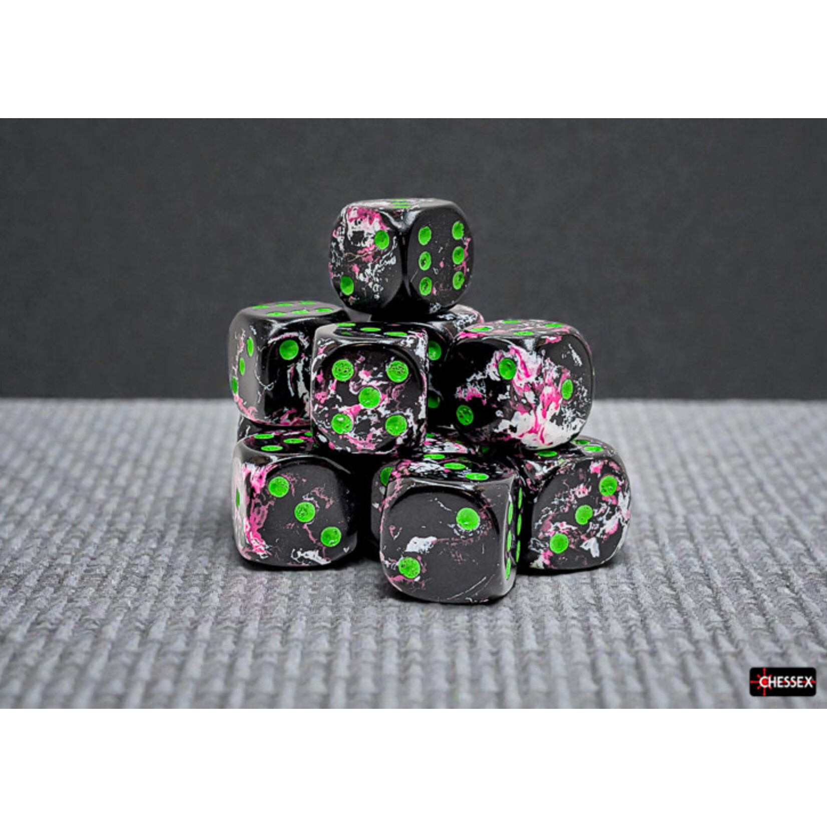 Chessex Brush Paintball/green 16mm d6 Dice Block (12 dice)