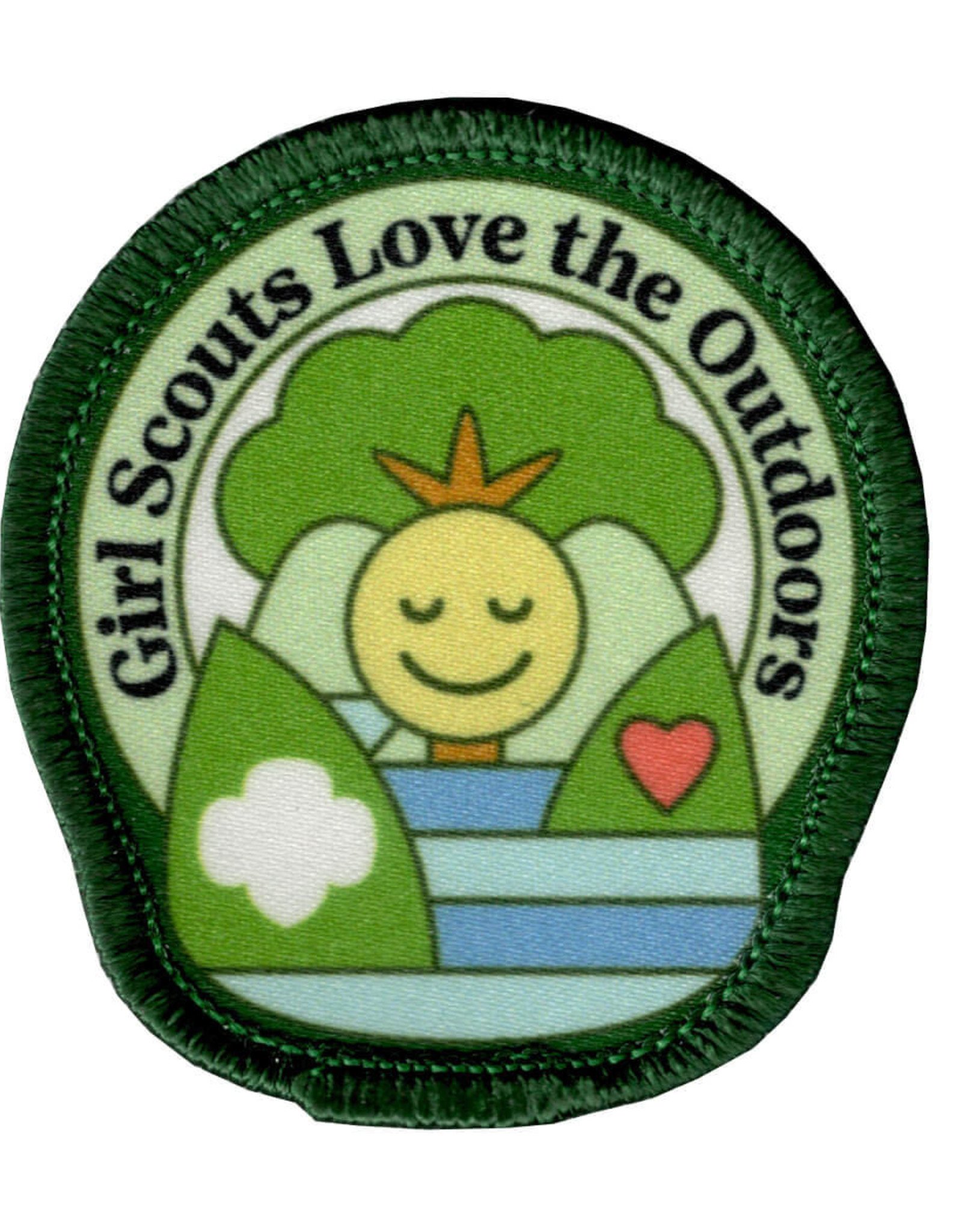 GIRL SCOUTS OF THE USA ! 2022 Girl Scouts Love the Outdoors Sew-On Patch