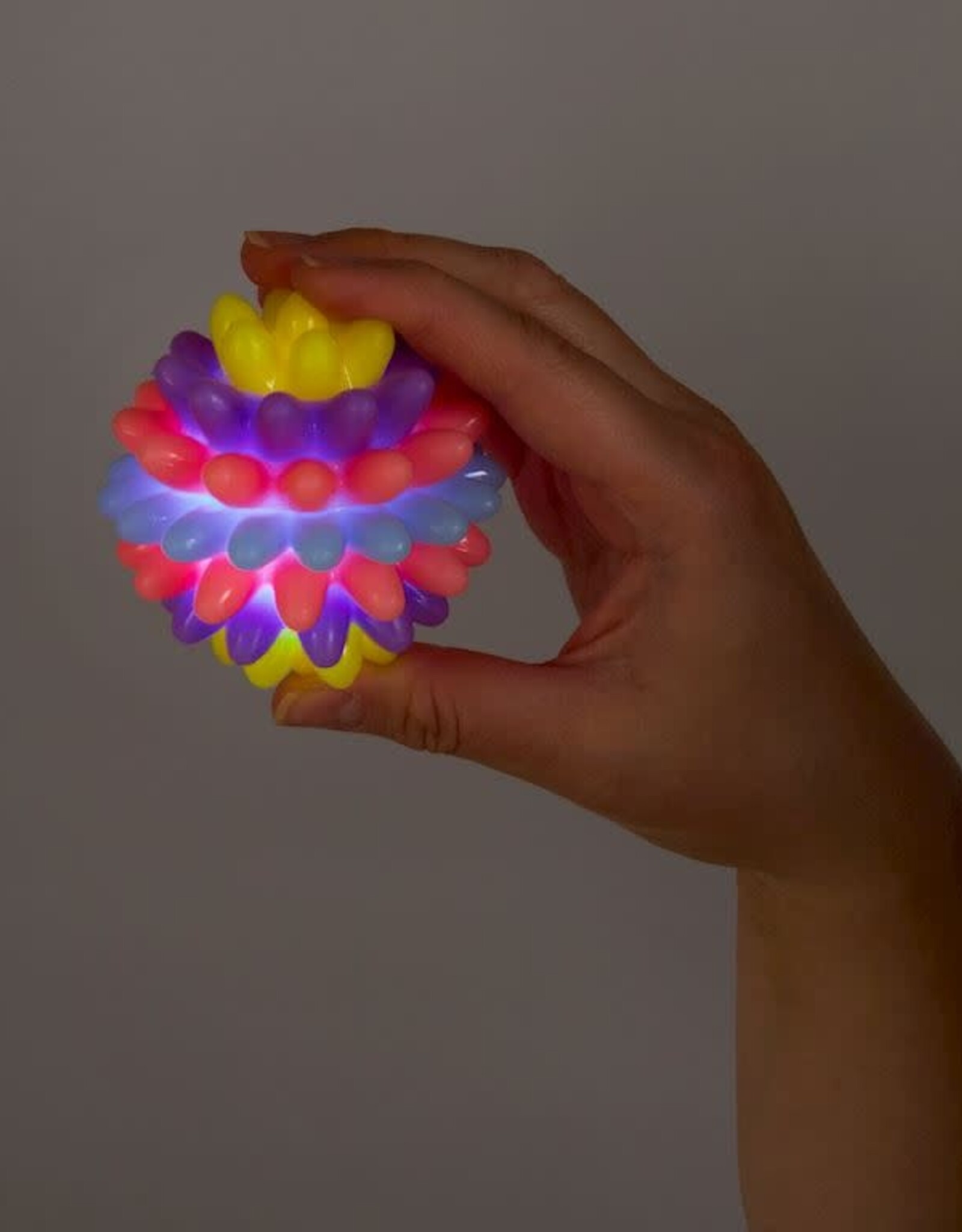 Flashing Spike Ball