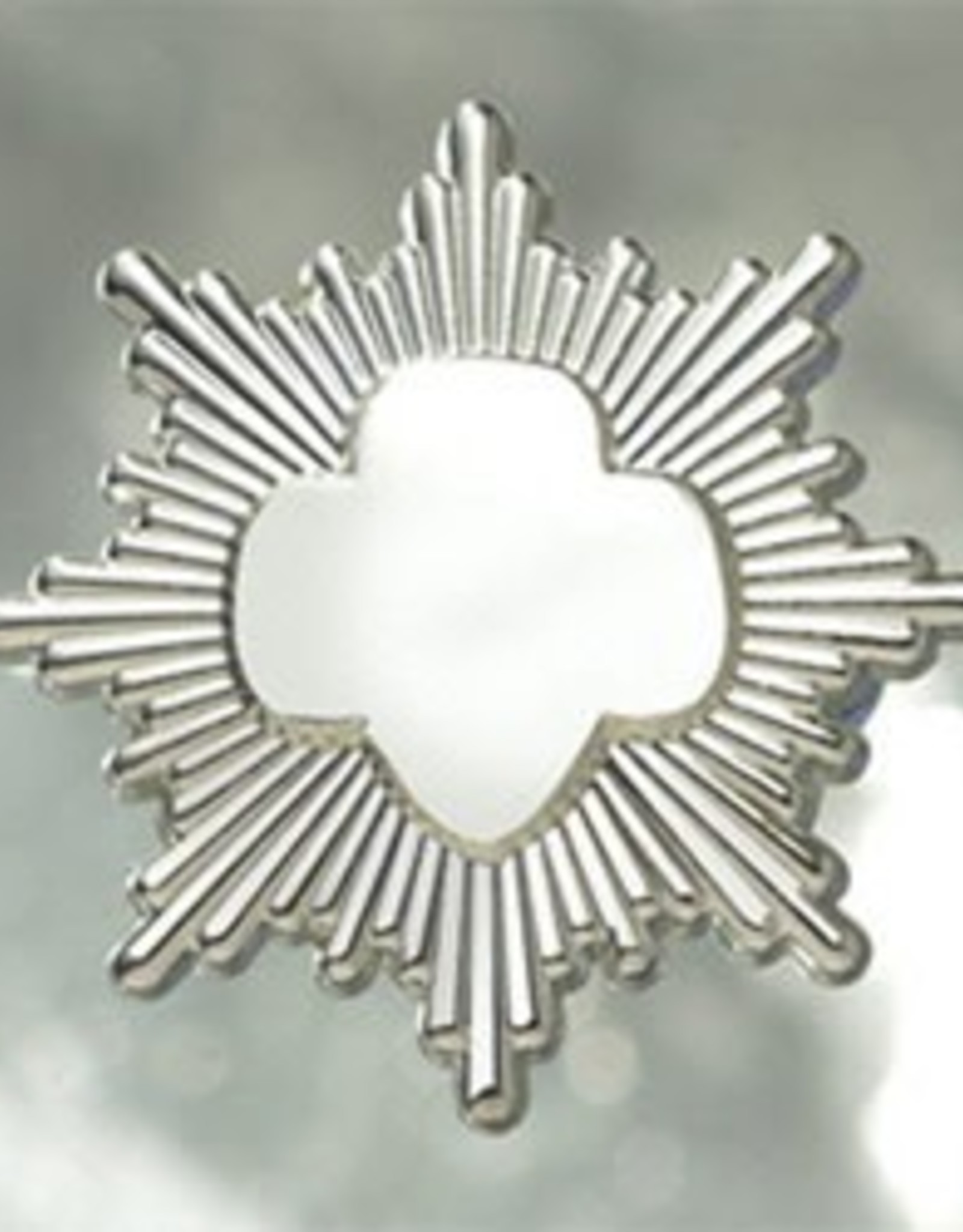 GIRL SCOUTS OF THE USA Silver Award Pin