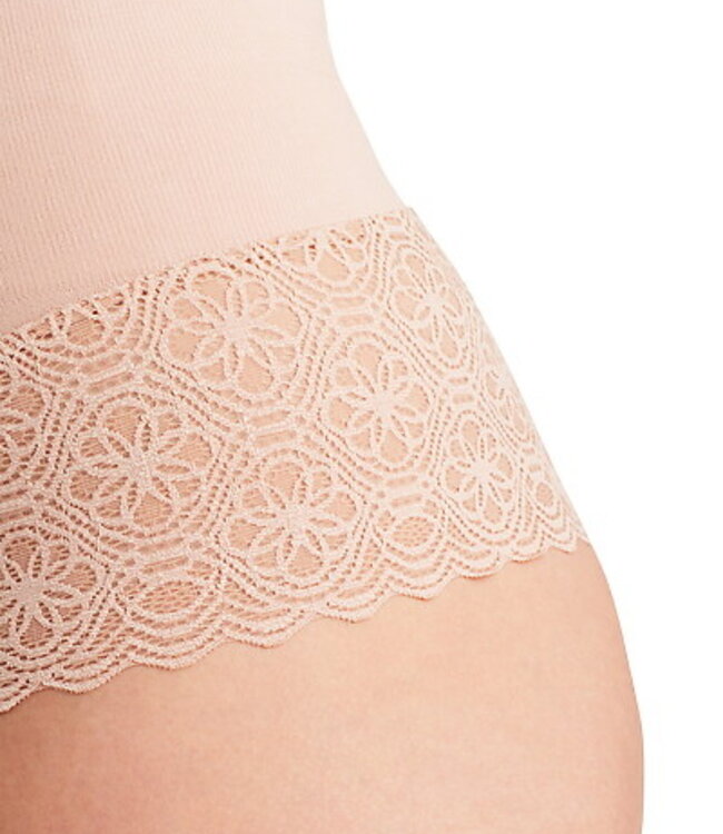 NANCY GANZ BAMBOO AND LACE THONG BW6261