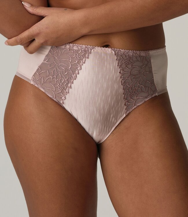 PRIMA DONNA MONTERREY FULL BRIEF 0563481