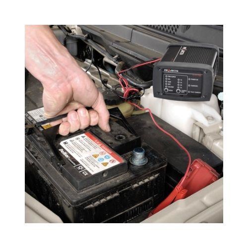 Projecta 12V Automatic 7A 7 Stage Workshop Battery Charger