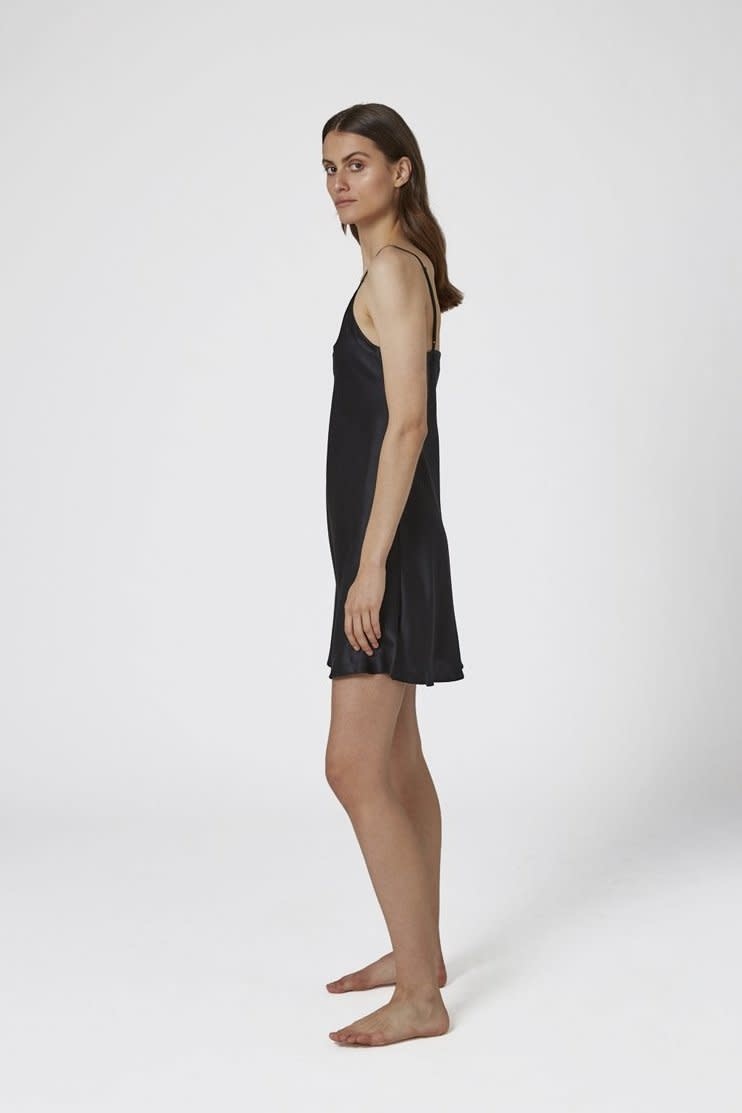 Ginia Ginia Silk V Neck Chemise Black 9616