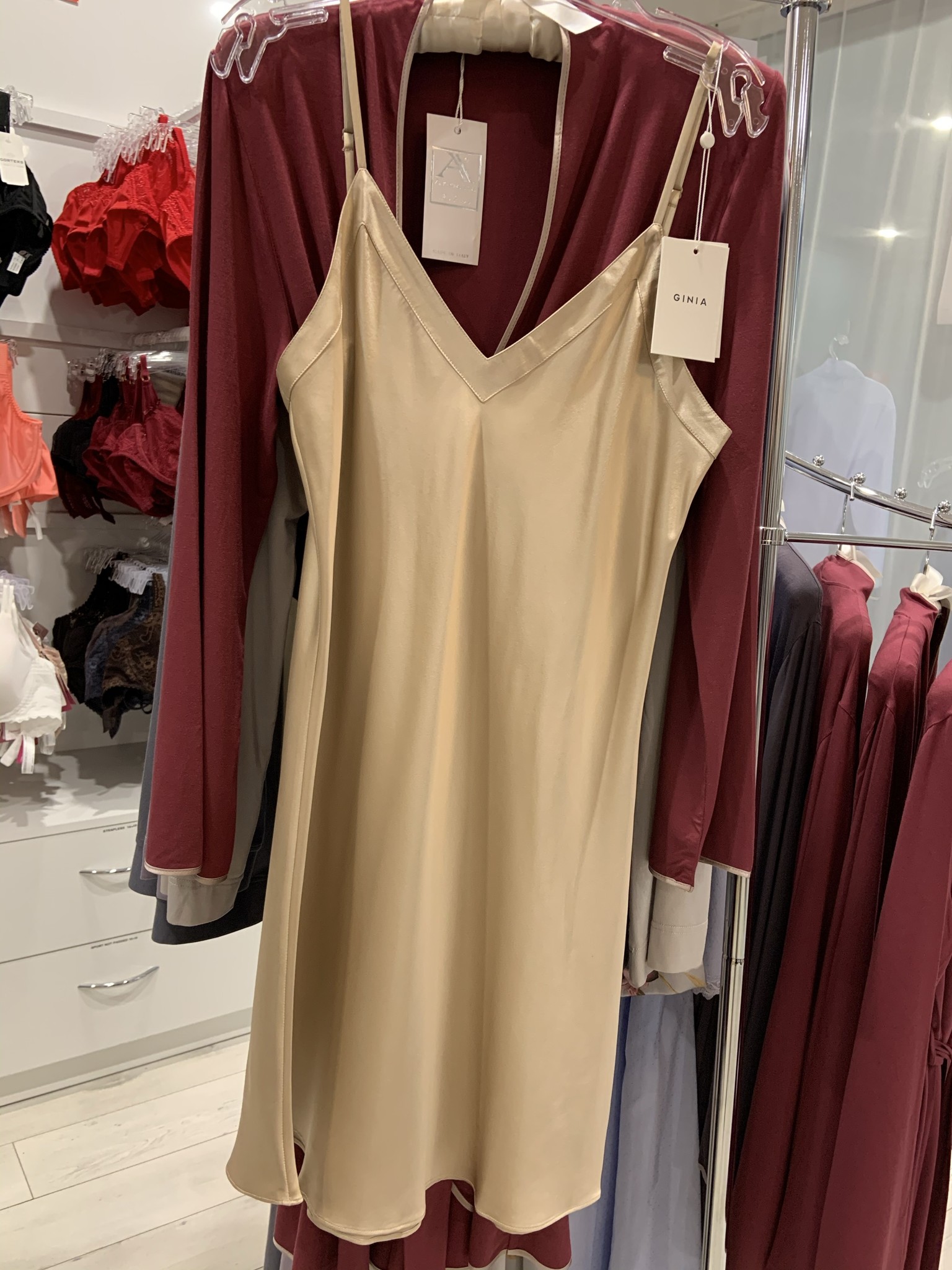 Ginia Ginia Silk Chemise V Neck 9616 Mink