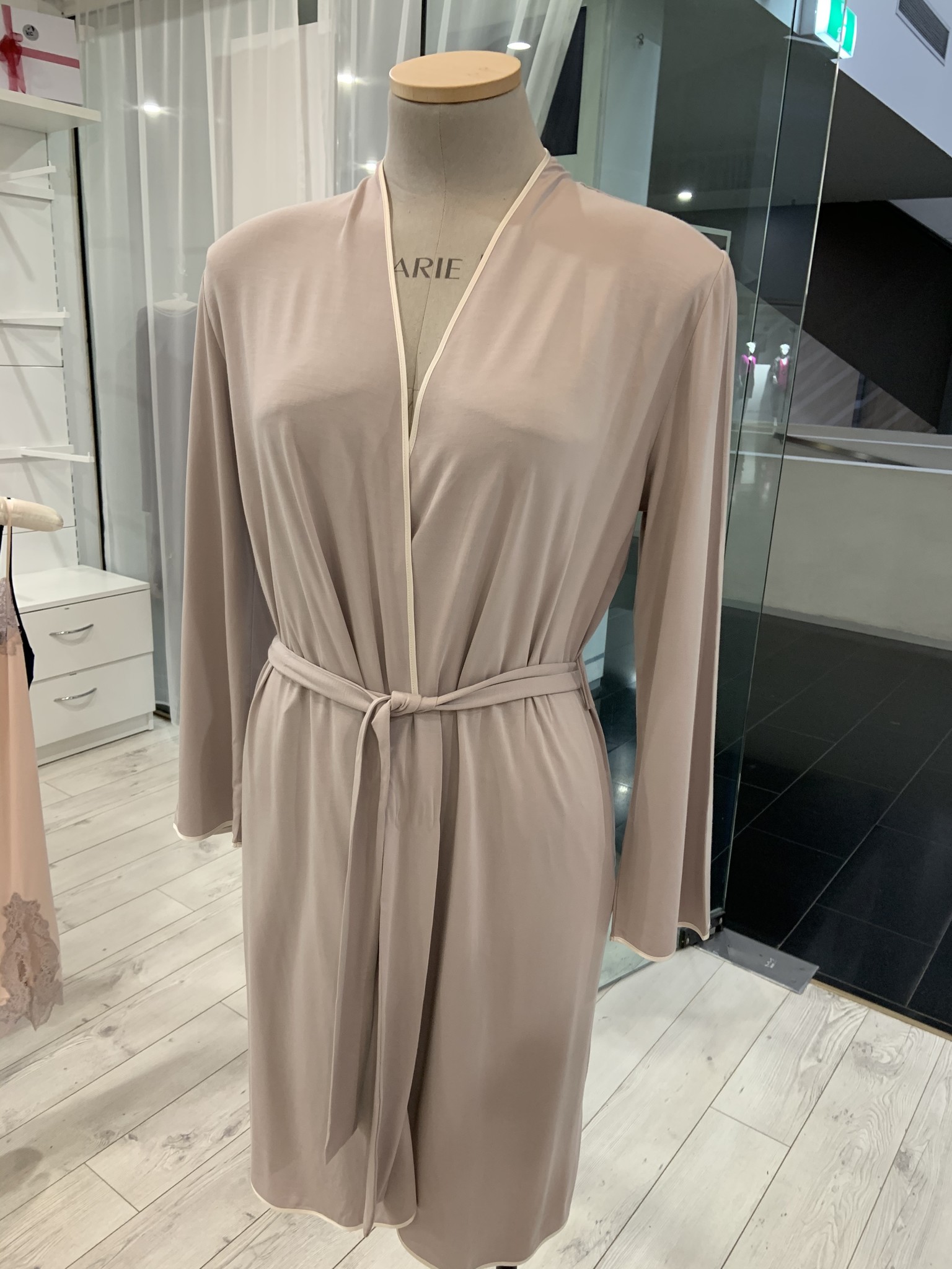 Annette Annette Short Robe 2268