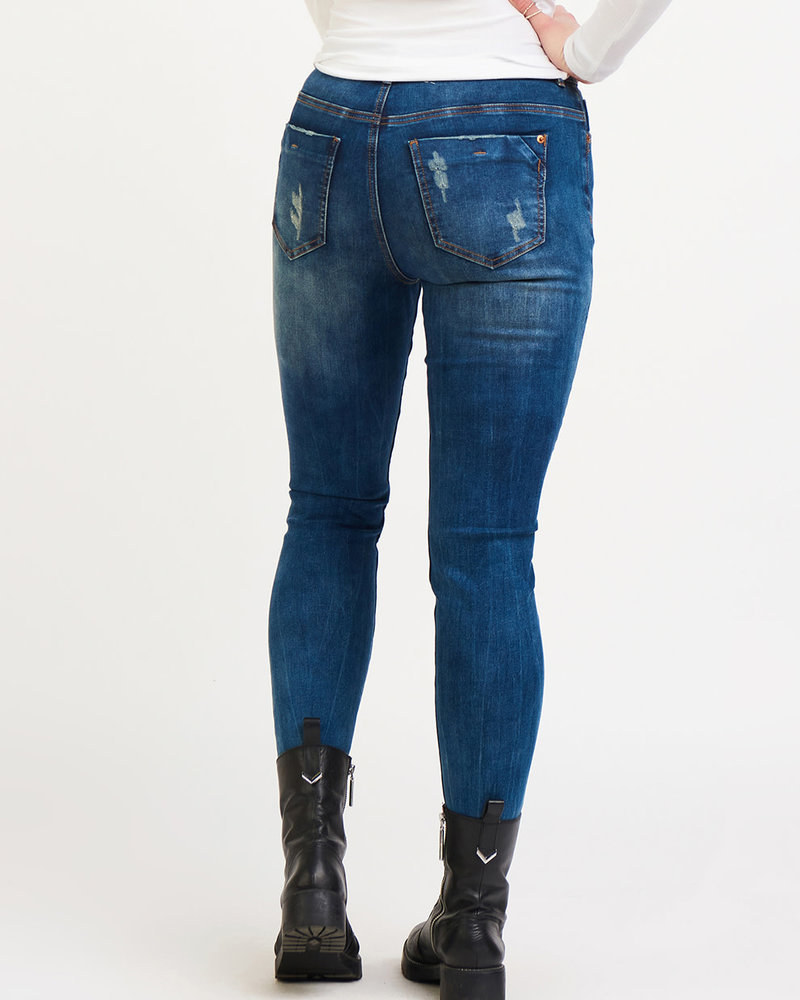 Zoe High Rise Skinny Denim