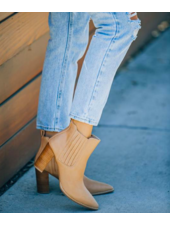 The Finley Nude | Stacked  Heel