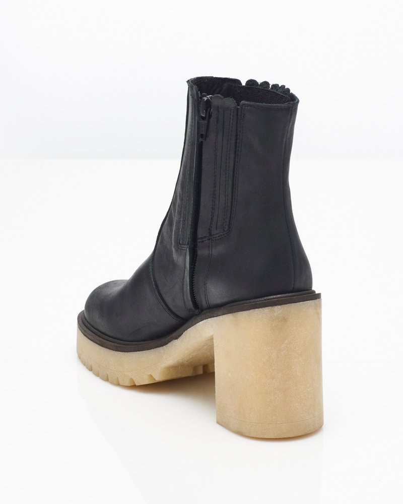 Free People James Chelsea Boots | Black