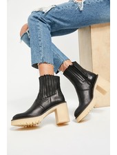 Free People James Chelsea Boots | Black