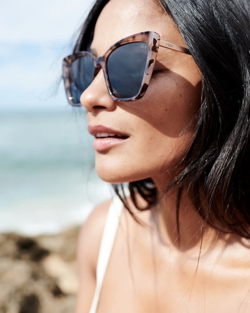 Aloha Fox | Blonde Tort / Smoke Polarized