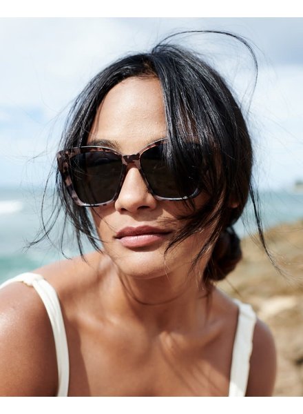 Aloha Fox | Blonde Tort / Smoke Polarized
