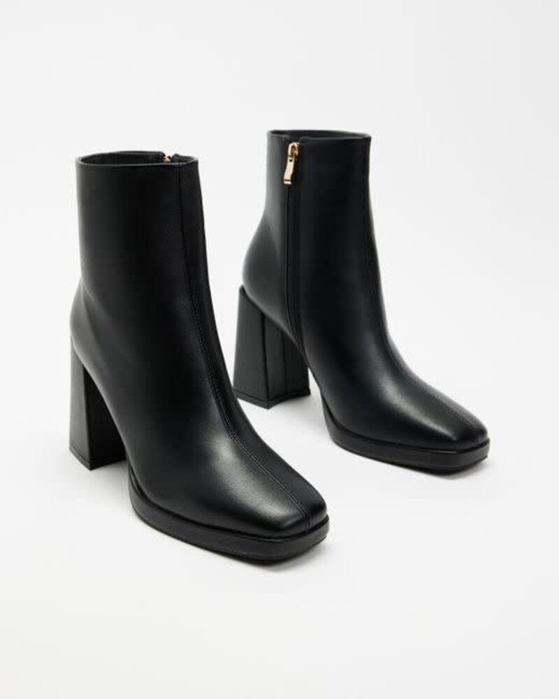 Pamela Bootie | Black