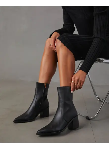 Lynden Bootie | Black