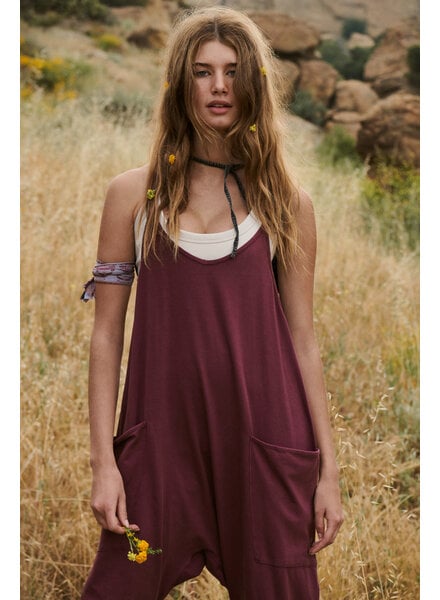 Free People Movement Hot Shot Mini in Ruby Red – Sugar & Spice