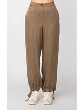 Gianna Satin Cuff Pant