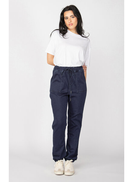 Riley Knit Denim Jogger | Indigo Blue