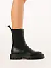 Zainab Boot
