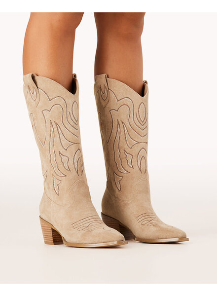 Delaine Boot