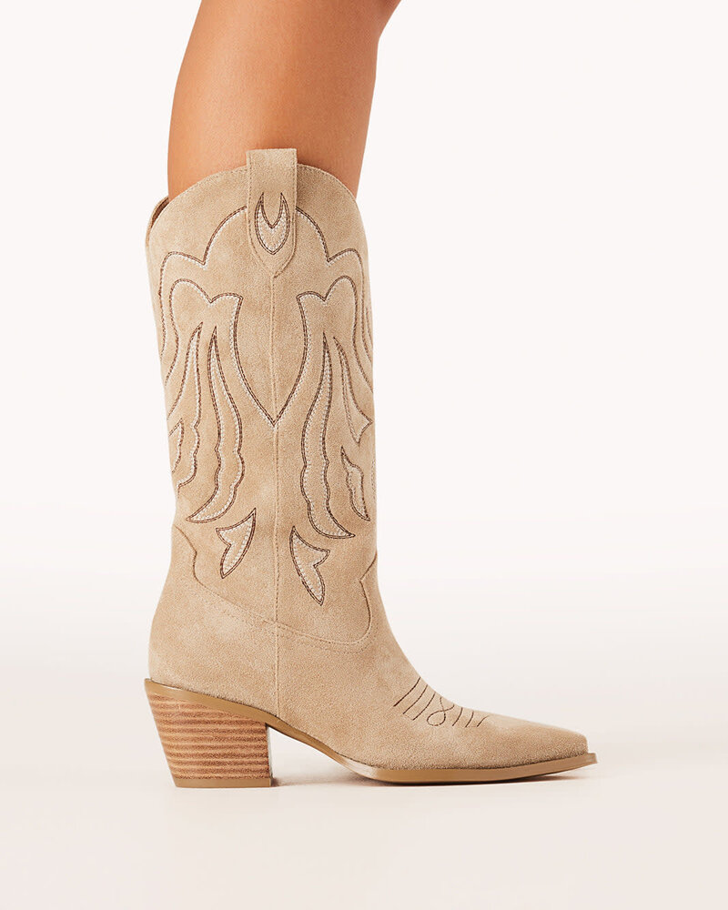 Delaine Boot