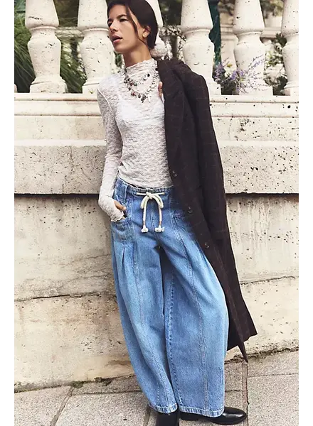 Free People Margo Barrel Pull-On Jeans