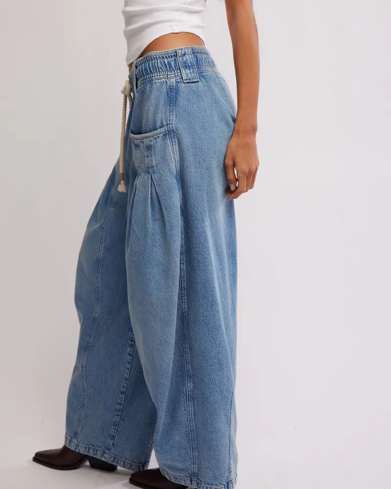 Free People Margo Barrel Pull-On Jeans