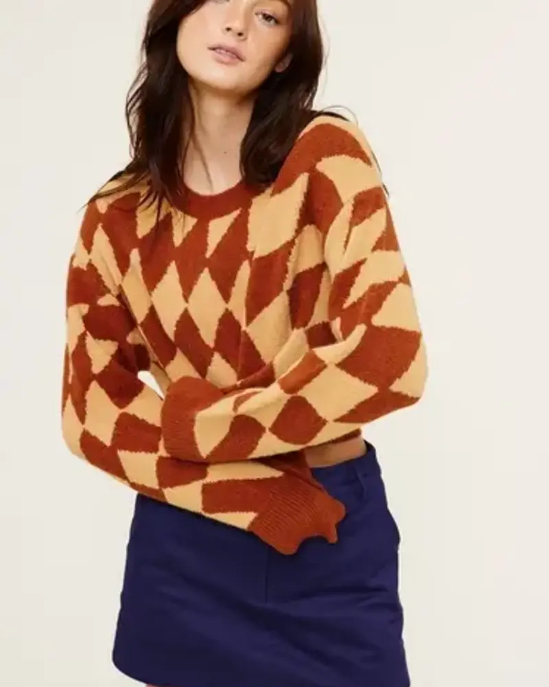 Wavy Checkered Print Knit Sweater