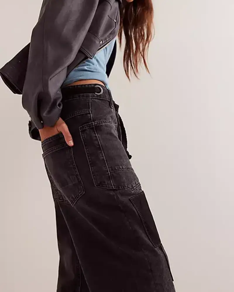 Free People Moxie Pull-On Barrel Jeans | Nighthawk