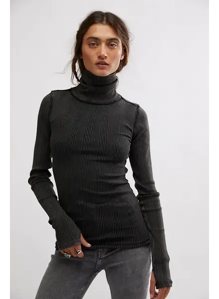 Free People Brynn Turtleneck | Black