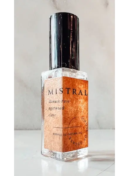 Essence De Parfum | Mistral