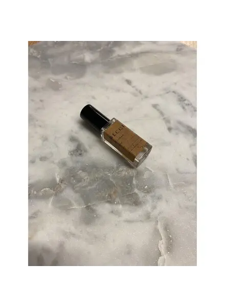 Essence De Parfum | Libecco
